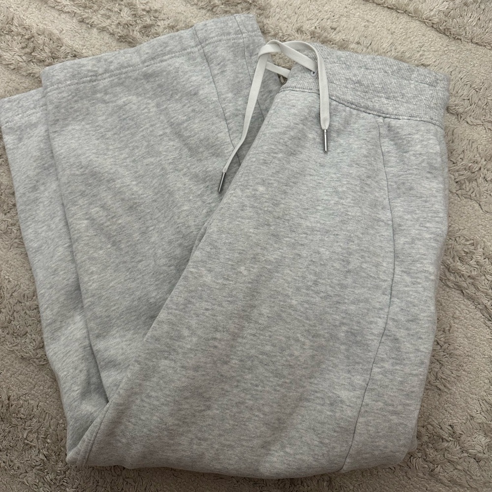 womens lululemon wide leg scuba sweatpants
